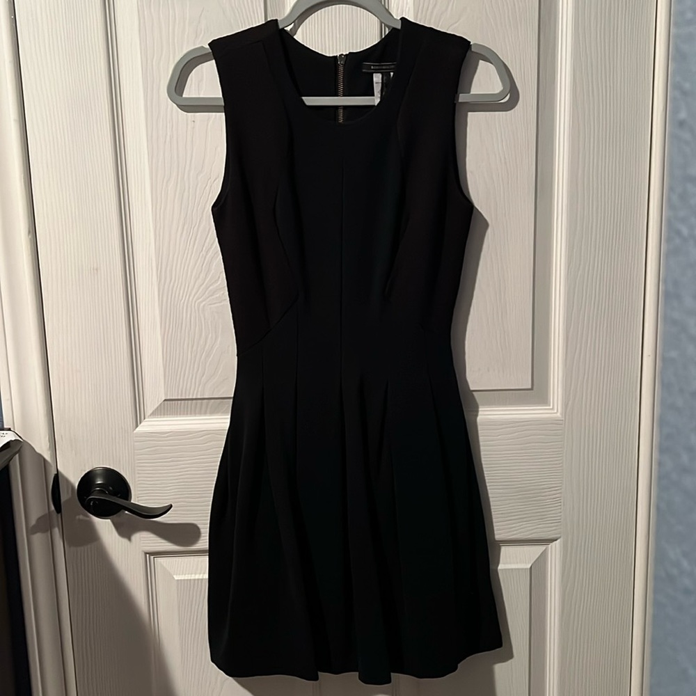 BCBGMAXAZRIA Black XS Sleeveless Pleated Fit and Flare Mini Cocktail Dress